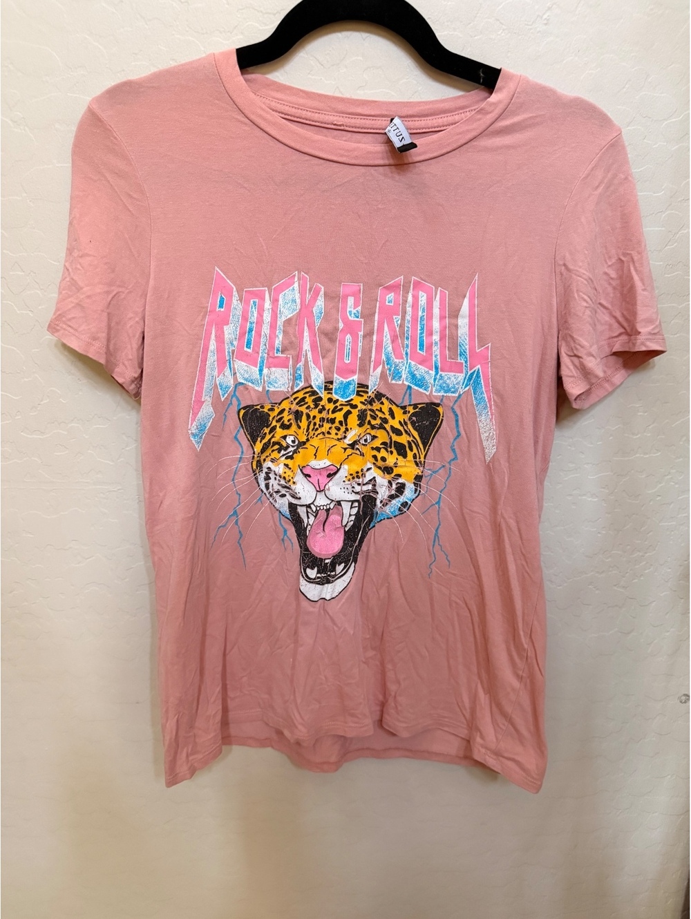 Zutter Graphic T Rock and Roll Design